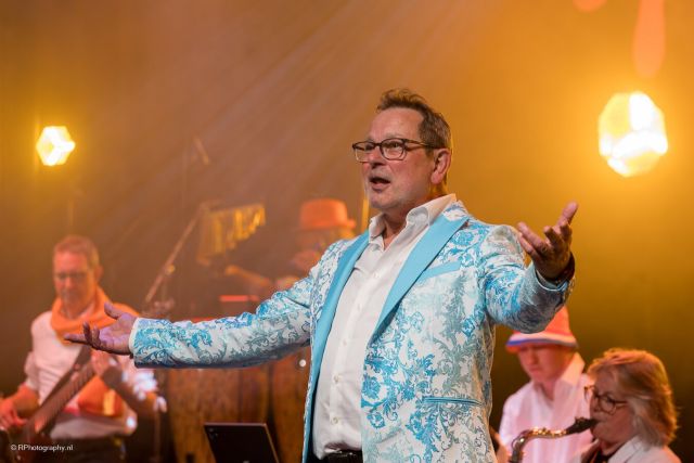 Showorkest Riverland live