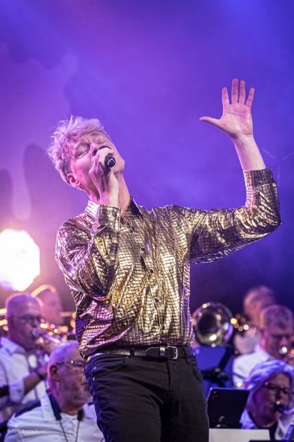 Showorkest Riverland live