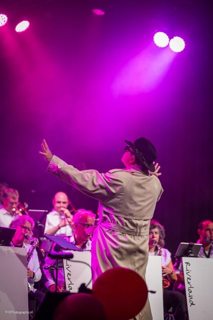 Showorkest Riverland live
